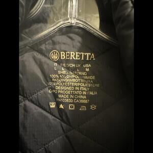BERETTA Men's Vest Medium M Black Pockets Zip‎ Up Hunting Fishing Outdoors